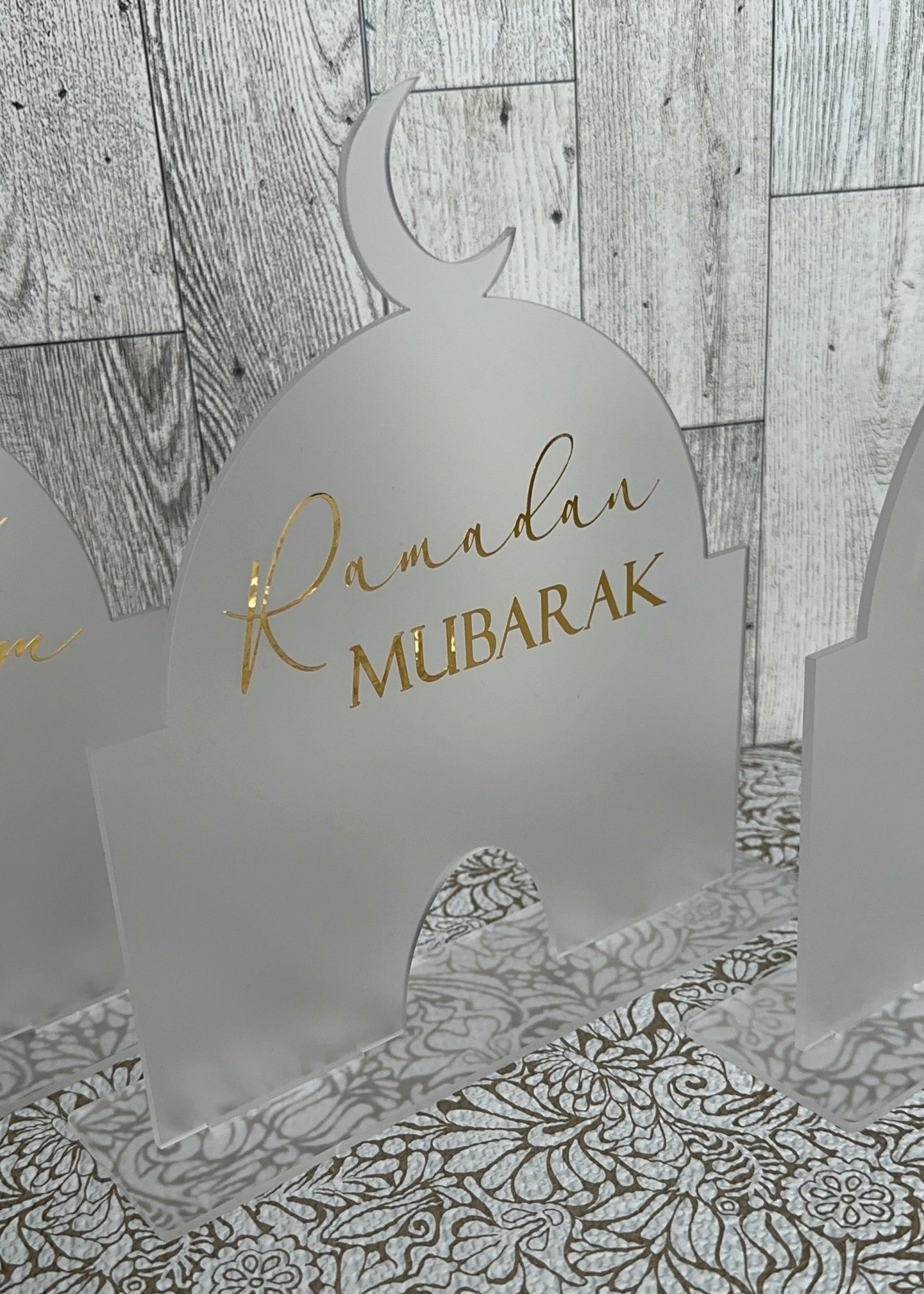 Frosted Acrylic Mosque with Stand - Kunooz Gallery - 