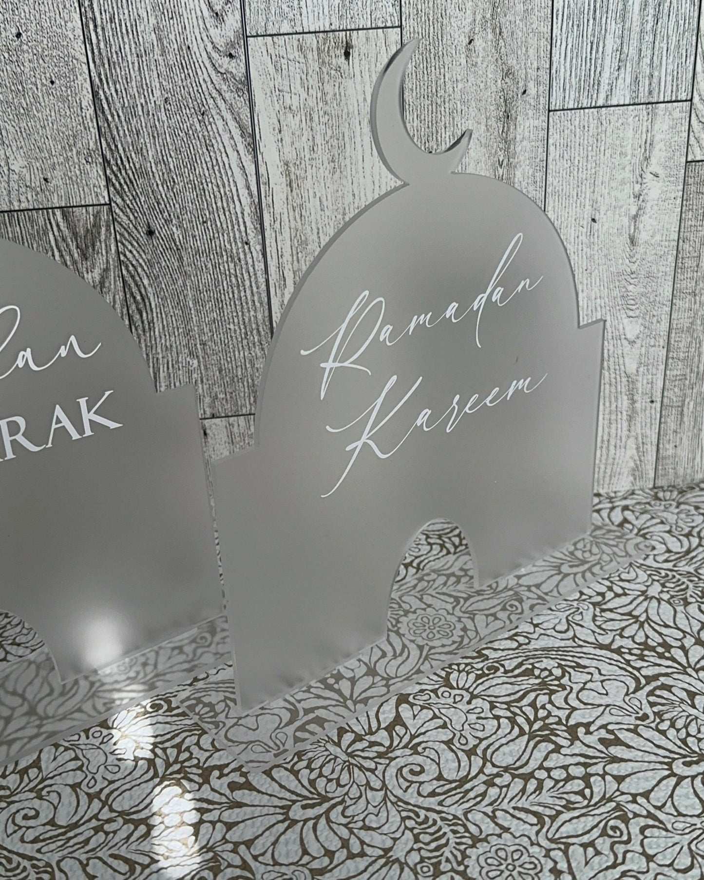 Frosted Acrylic Mosque with Stand - Kunooz Gallery - 